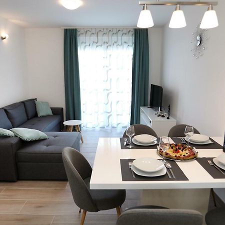 Apartment Little Marijeta Trogir Exterior foto