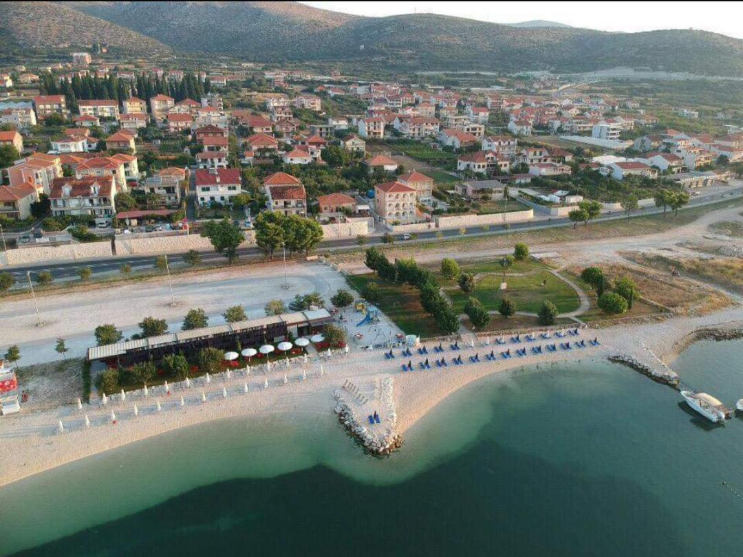 Apartment Little Marijeta Trogir Exterior foto